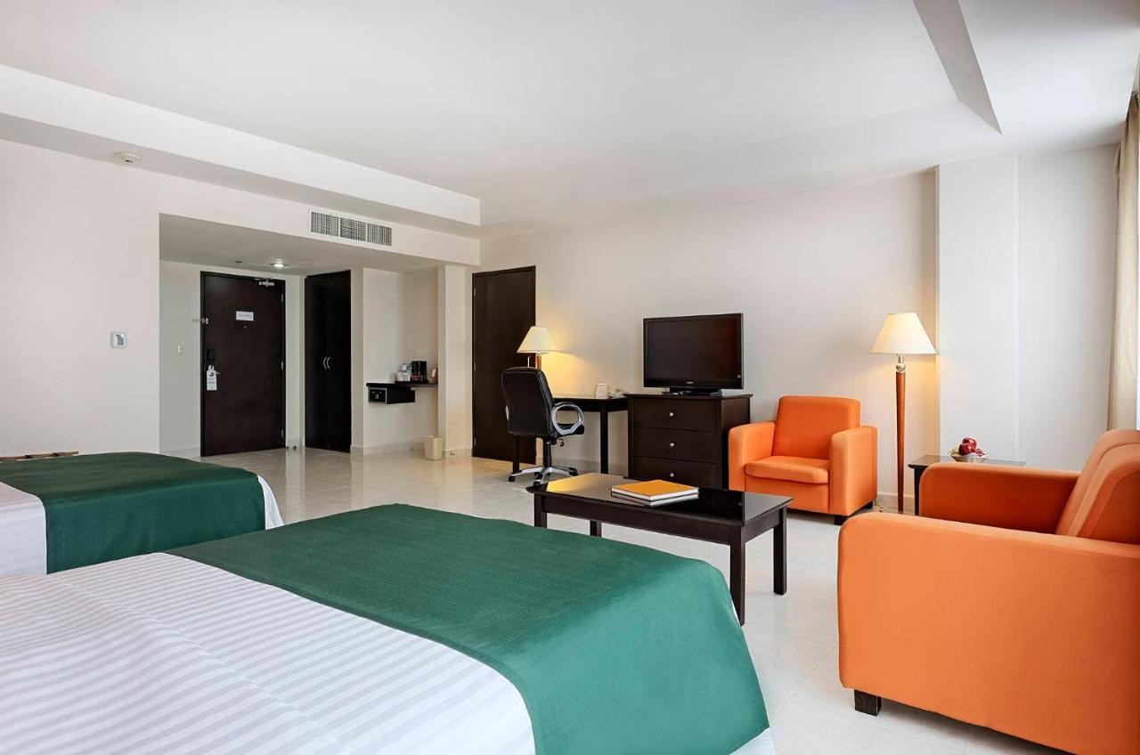 Holiday Inn Campeche By Ihg Экстерьер фото